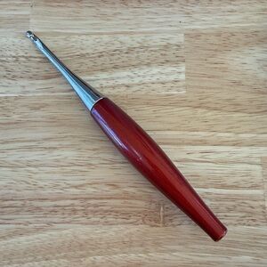 Discontinued Furls Odyssey Crochet Hook - Size G+ (4.5 mm)